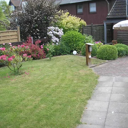 Apartment Gartenblick Mit Balkon *